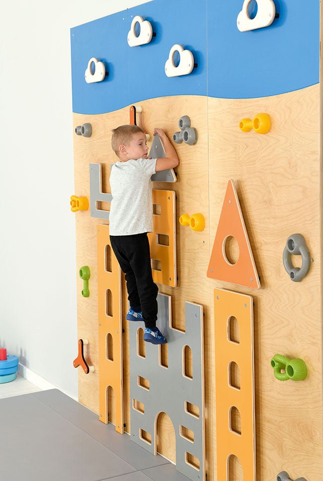 Climbing Wall - Castle - EASE