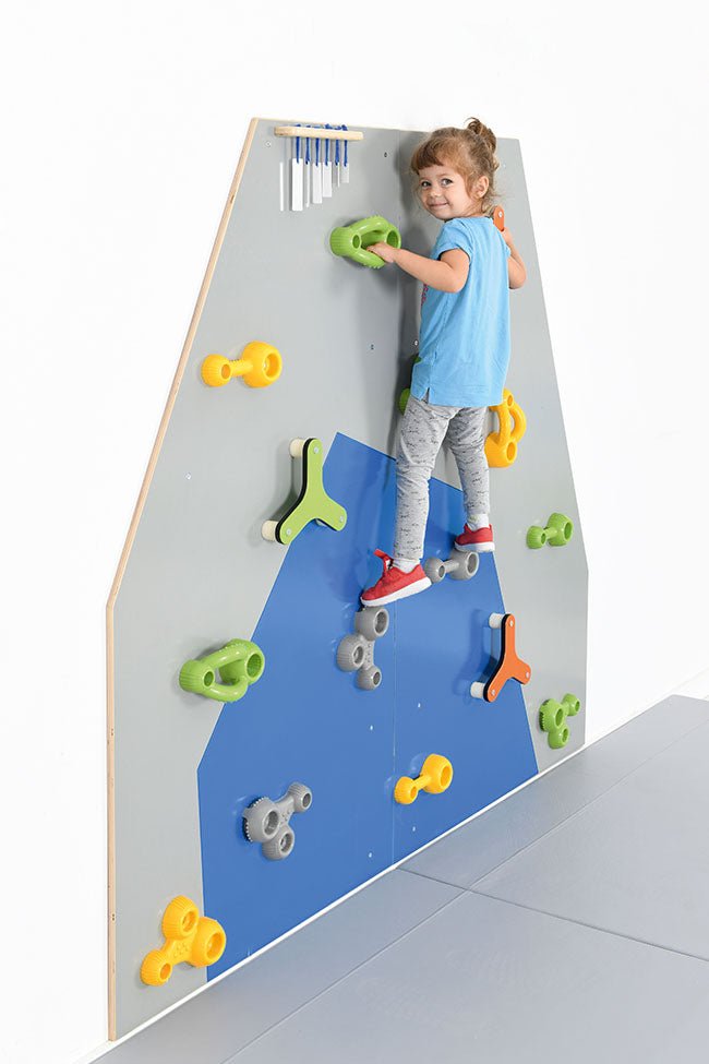 Climbing Wall - Cave - EASE