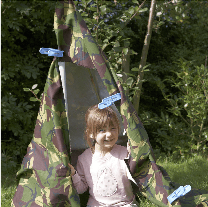 SPECIAL OFFER: Outdoor Camouflage Den Set + 20pk Giant Pegs - EASE